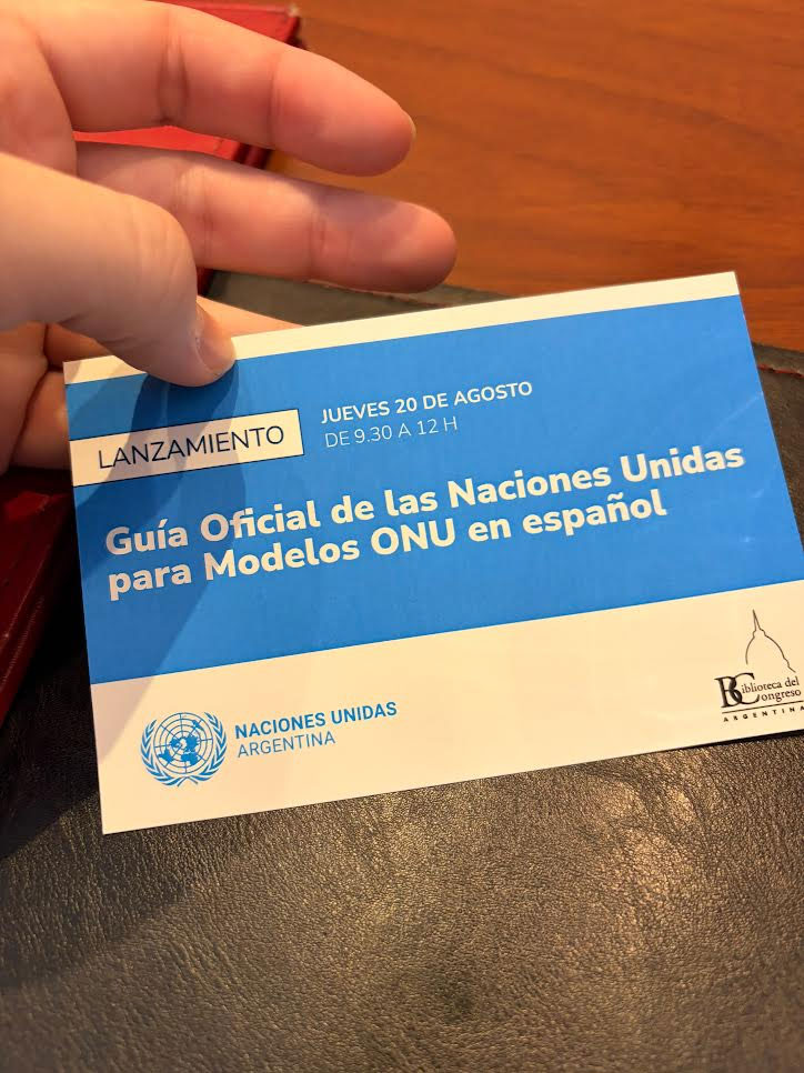 El Dr. Franco Tirelli en la UB