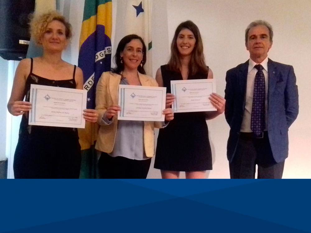 Alumnas de la UB fueron reconocidas con el Premio “Manuel Ibañez”