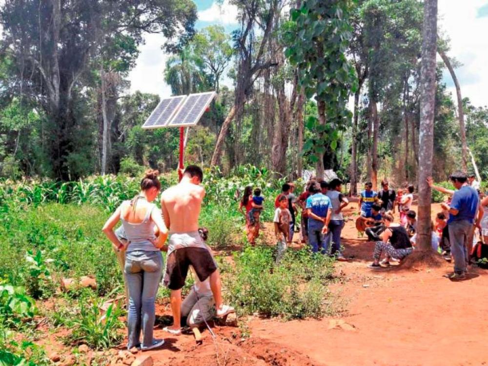 Estudiantes de Ingenieria de la UB realizaron instalaciones en aldeas guaraníes