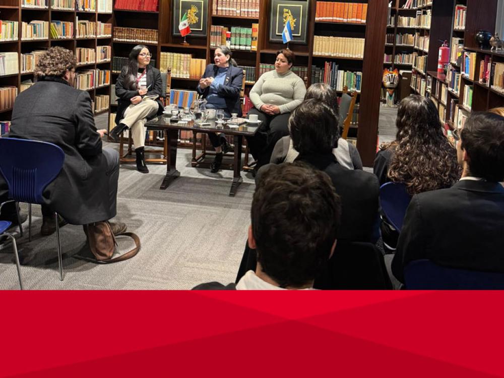 Estudiantes de Relaciones Internacionales participaron de una visita académica a la Embajada de México en el marco del programa Diplomacia UB